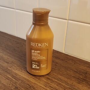 Redken all soft shampoo